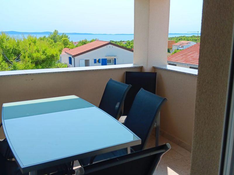 Chorvátsko - Trojizbový apartmán s bazénom a výhľadom na more