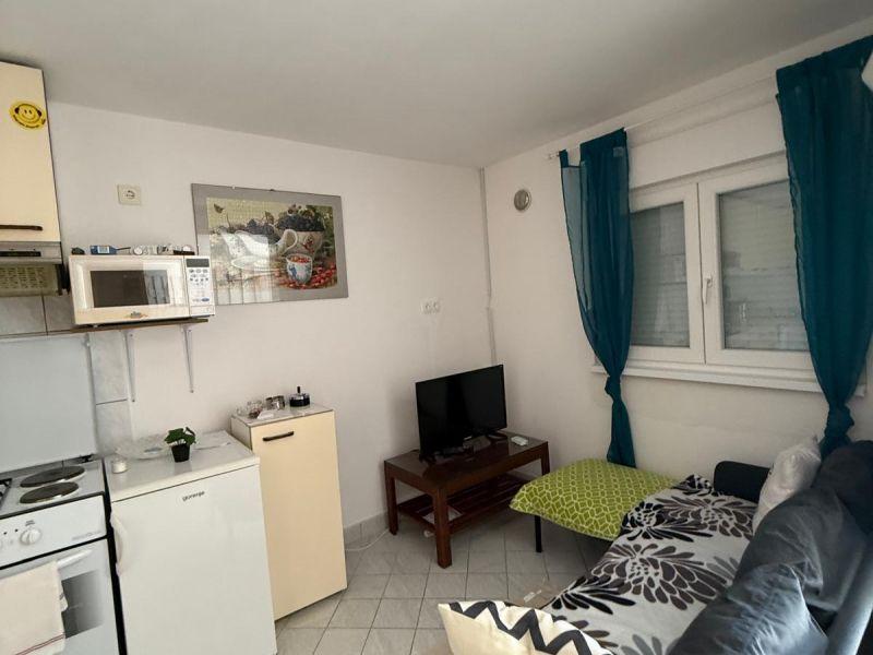 Chorvátsko - Dom 2x apartmán, výhodná investícia na ostrove Vir