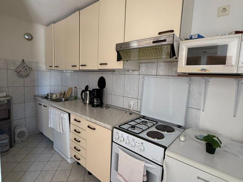 Chorvátsko - Dom 2x apartmán, výhodná investícia na ostrove Vir