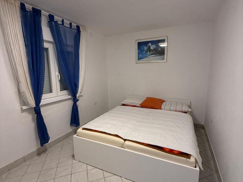 Chorvátsko - Dom 2x apartmán, výhodná investícia na ostrove Vir