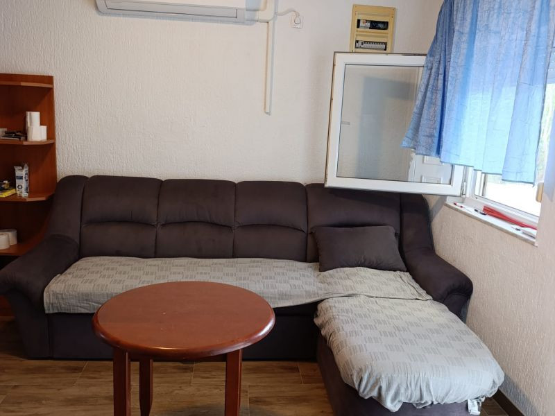 Chorvátsko na predaj: Apartmán  len 200 m od mora na ostrove Vir