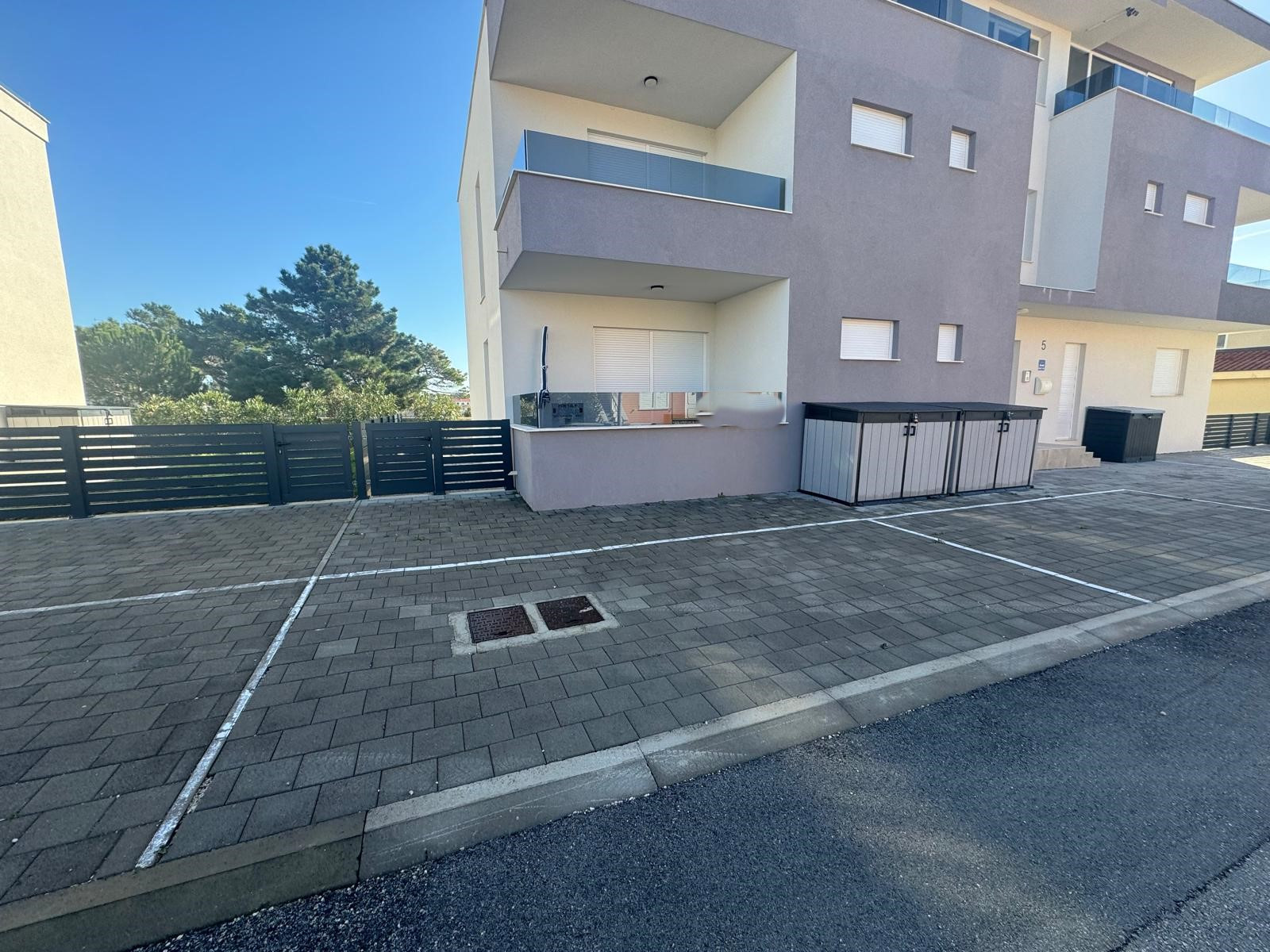 Chorvátsko - Novostavba apartmánu len 70m od mora so zariadením - Vir - Prezida