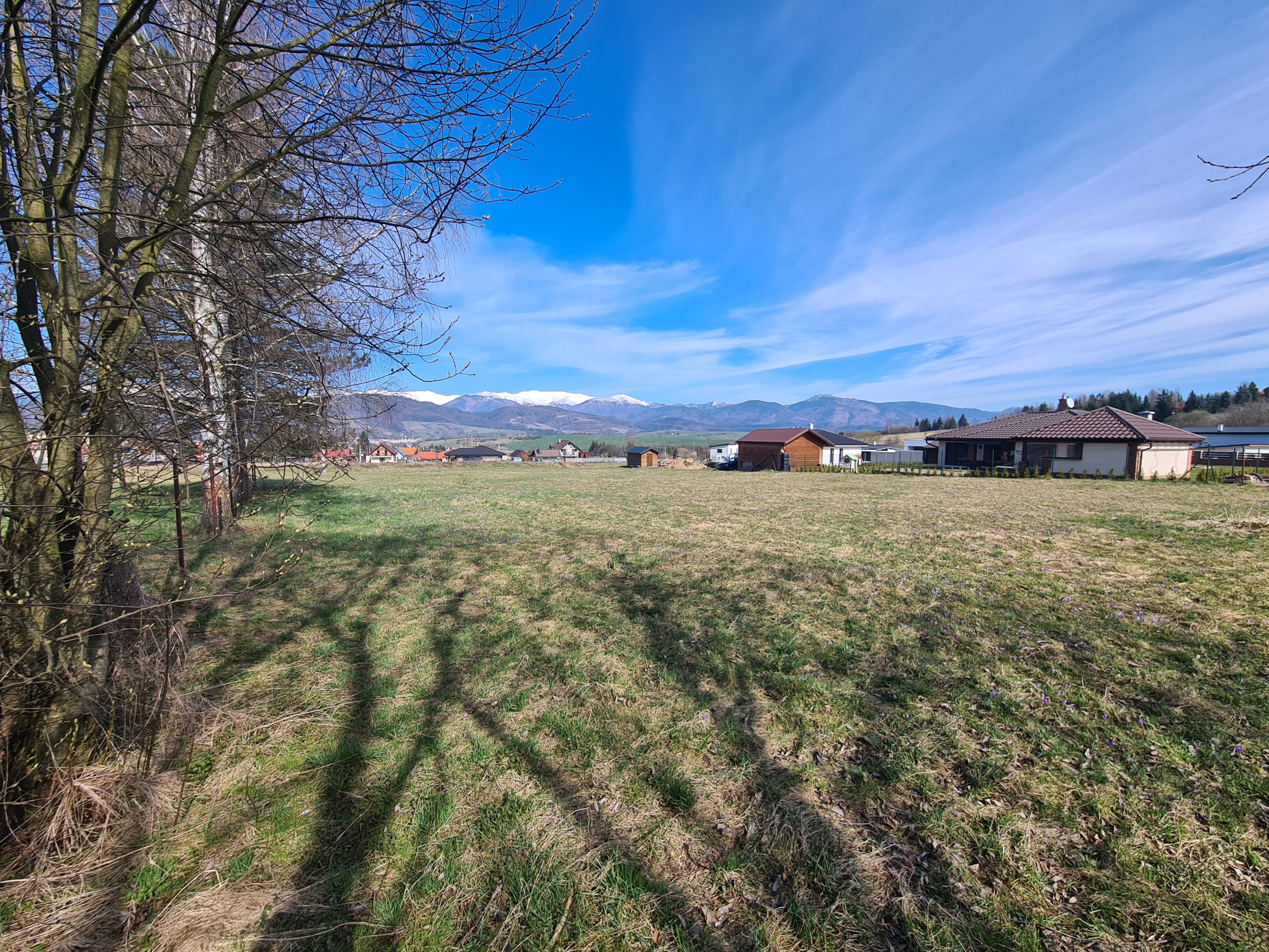 Pozemok v Brezne - Rovne ideálny pozemok pre Váš vysnený dom