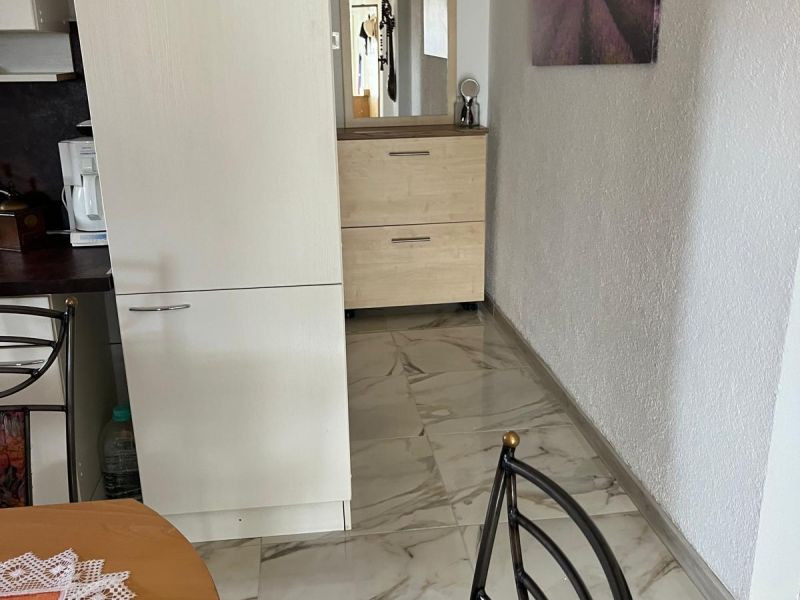 Chorvátsko, ostrov Vir - Na predaj: 3-izbový apartmán s výhľadom na more!