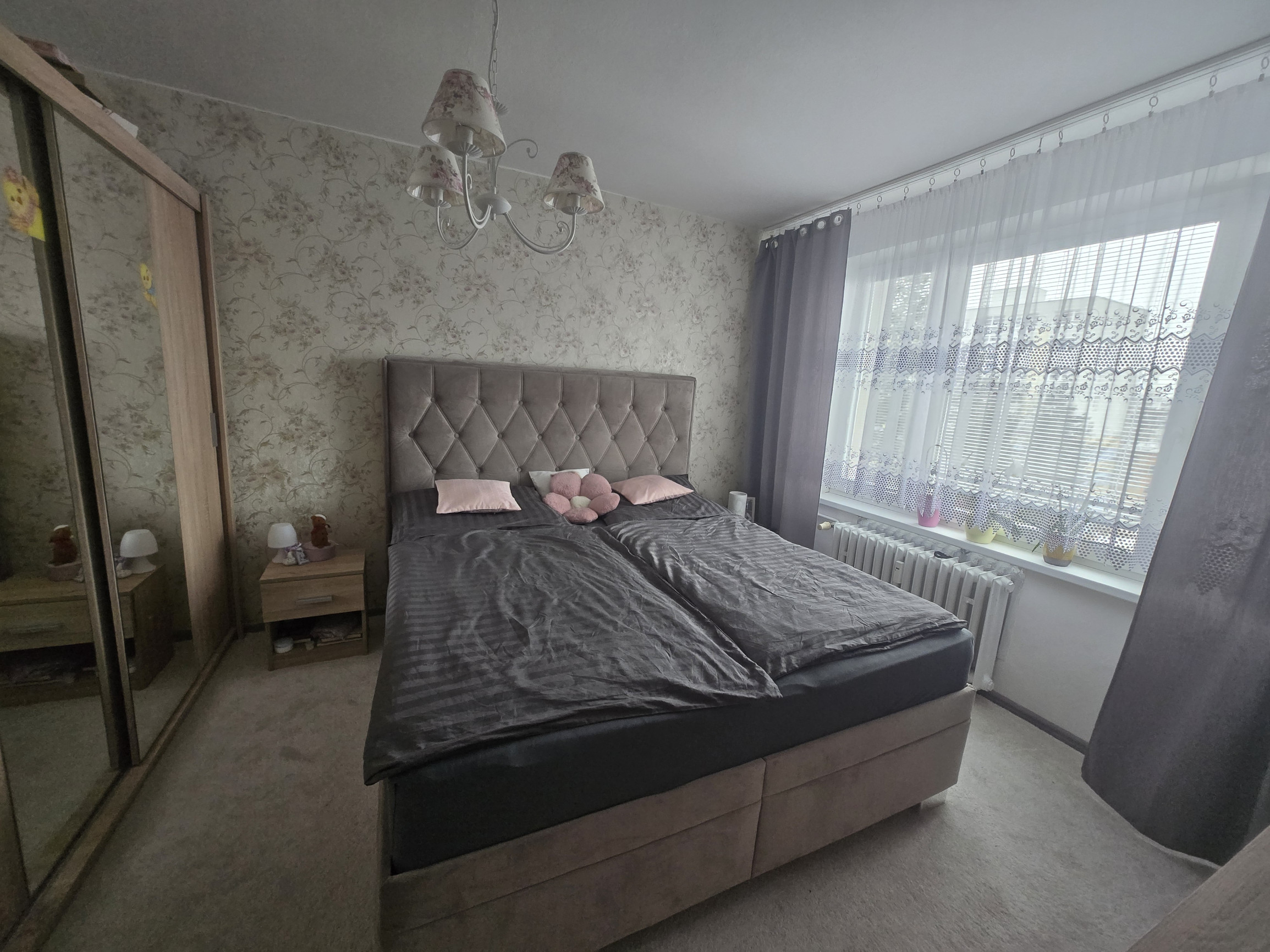 Exkluzívny 3-izbový byt s južnou loggiou v srdci Brezna