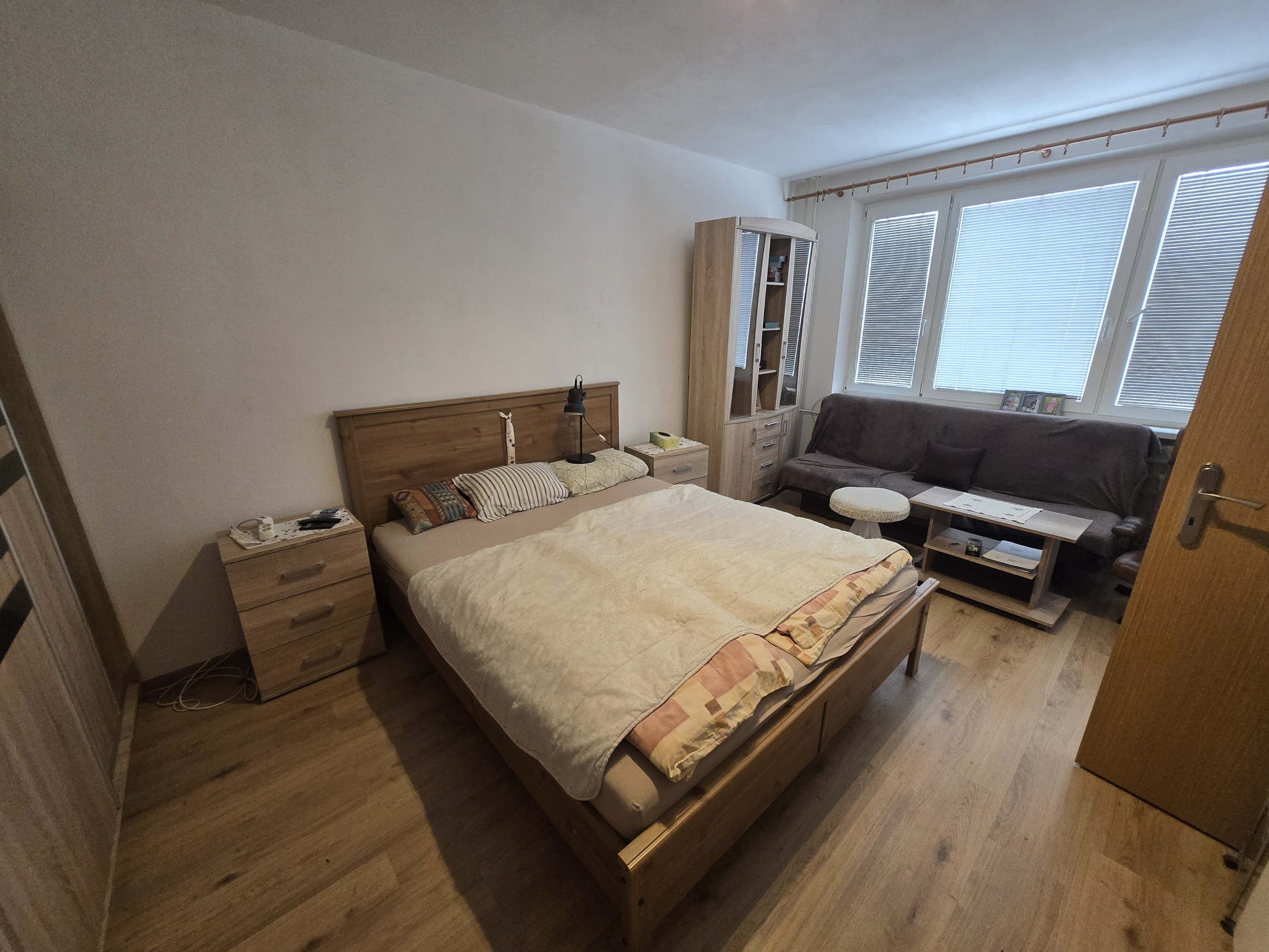 Prenájom - 1 izbový byt v centre Brezna, ČSA