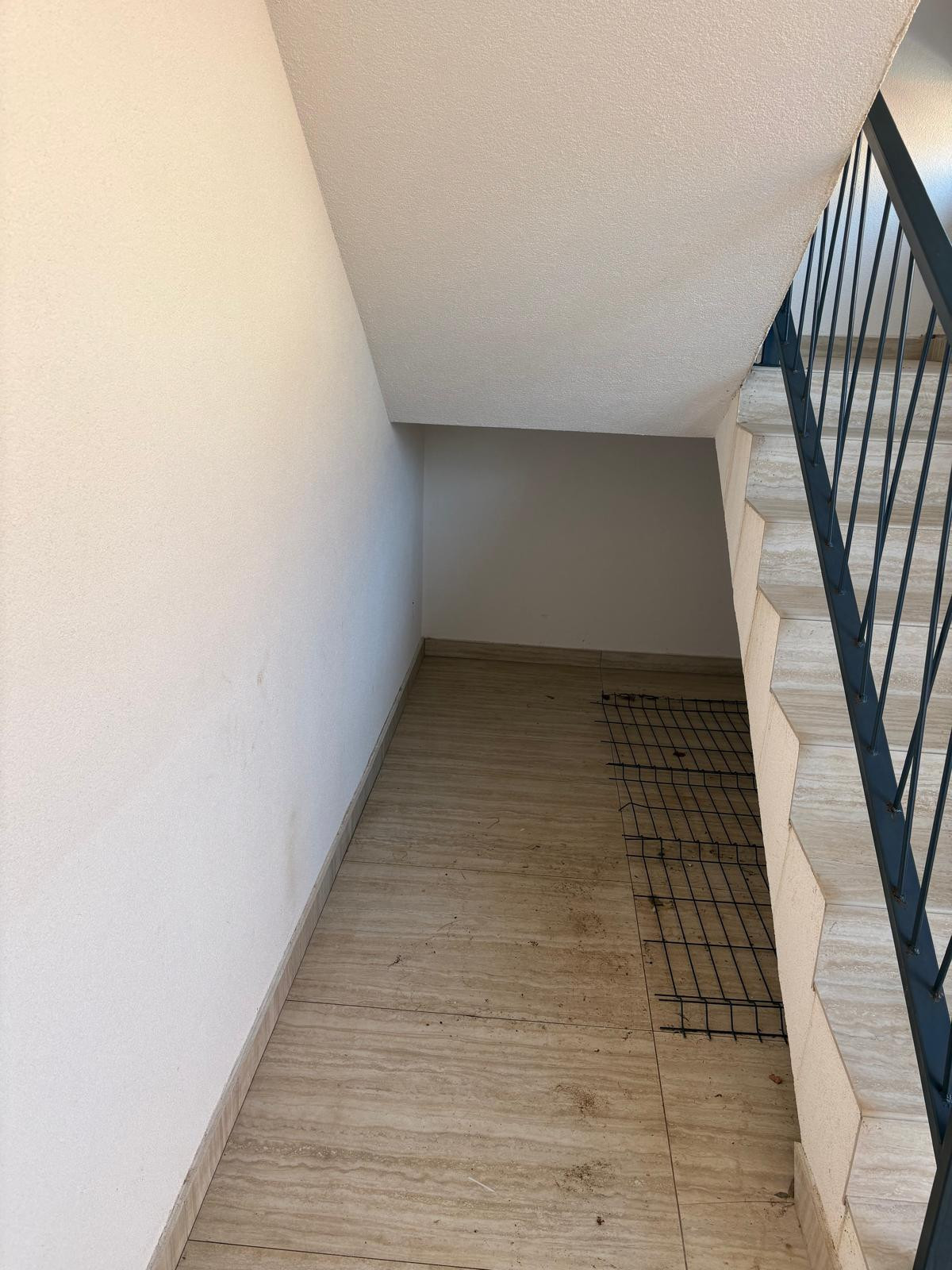 Chorvátsko , ostrov Vir - Na predaj zariadený 3-izbový apartmán so záhradou!