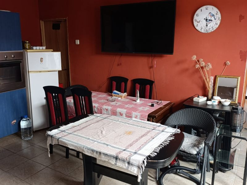 Chorvátsko na predaj: Rodinný dom na ostrove Vir – Len 120 m od mora!