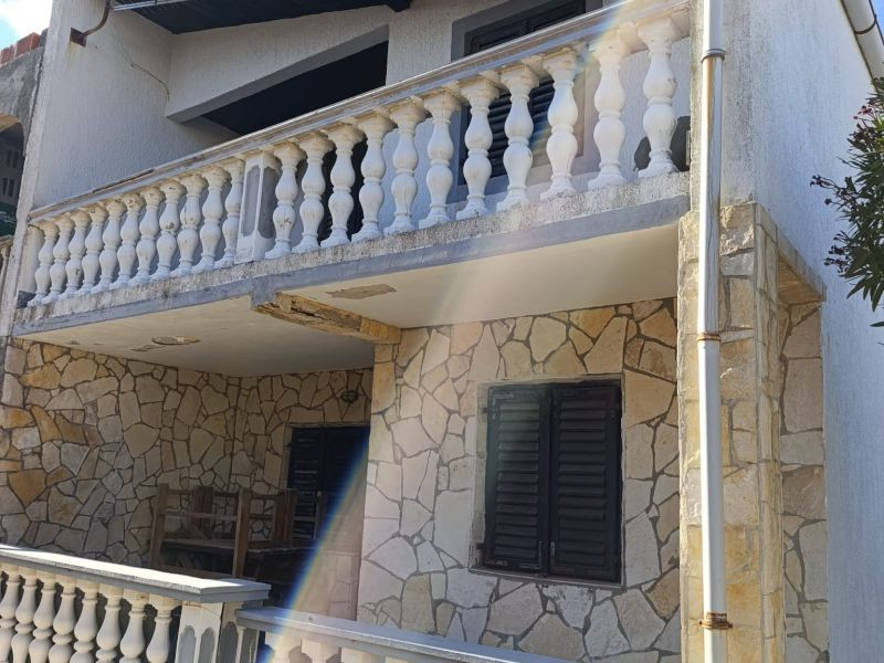 Chorvátsko - Na predaj dom 2x apartmán výhodná investícia