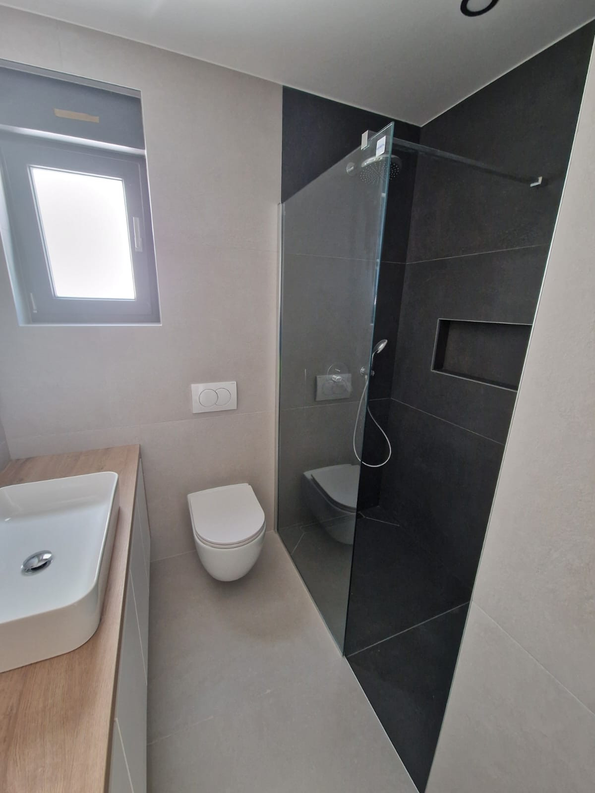 Chorvátsko - Novostavba apartmán s výhľadom na more len 150m od mora