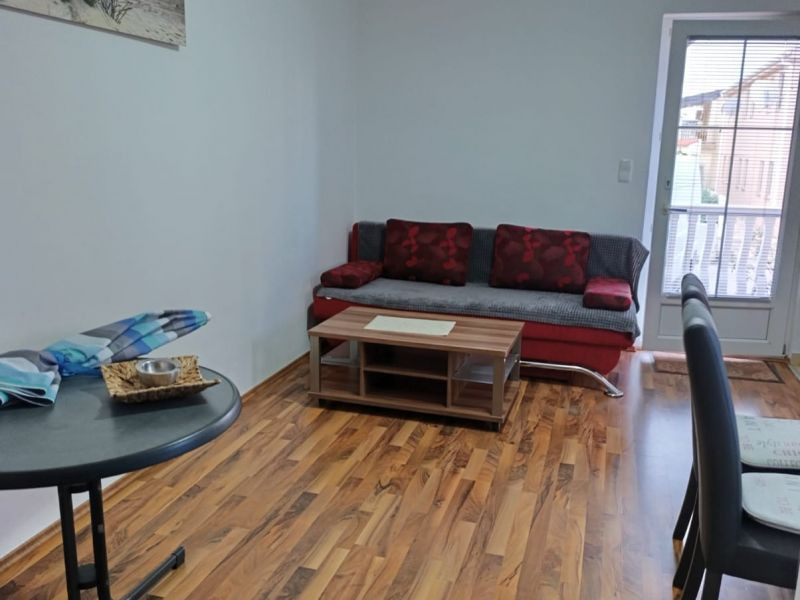 Chorvátsko - Apartmán len 150m od mora za top cenu