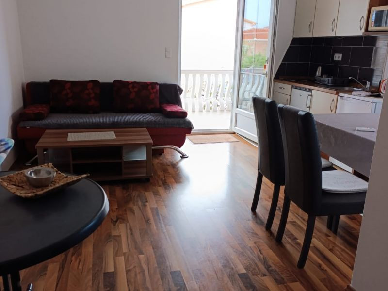 Chorvátsko - Apartmán len 150m od mora za top cenu