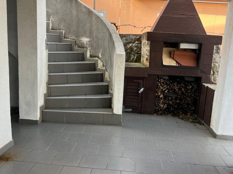 Chorvátsko - Dom 2x apartmán len 250m od mora s výhľadom na more