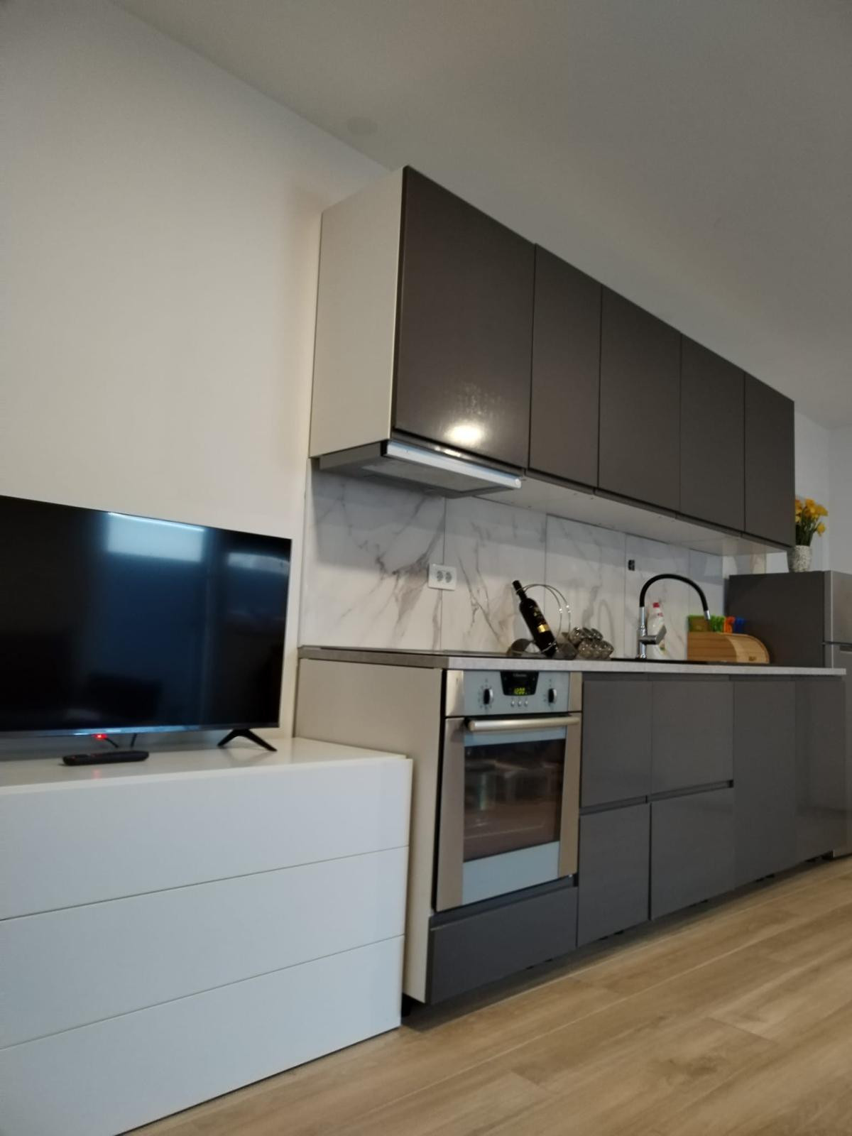 Zariadený apartmán blízko mora, Chorvátsko - Petrčane