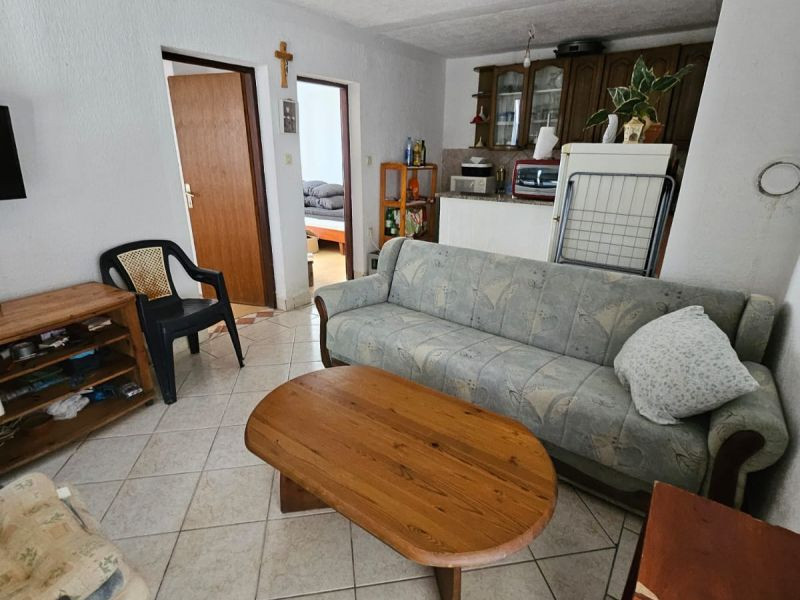 Chorvátsko na predaj: Apartmán s výhľadom na more na ostrove Vir