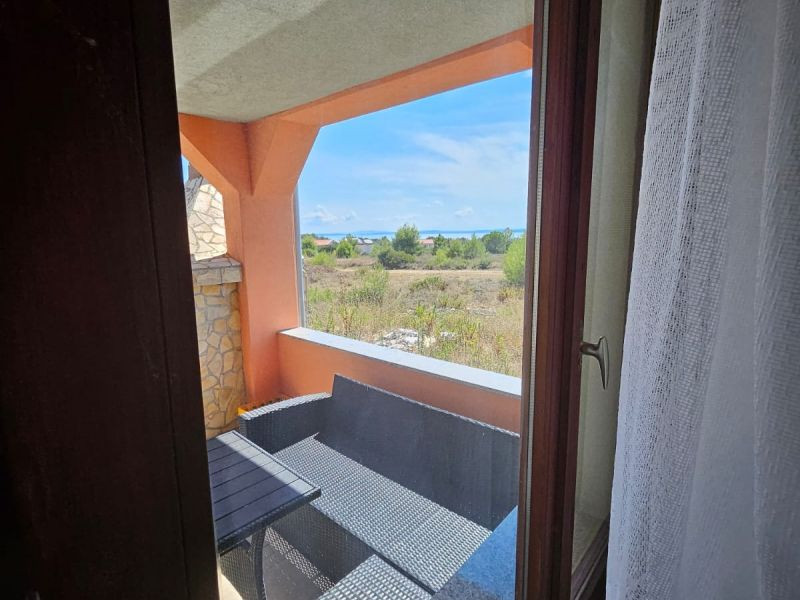 Chorvátsko na predaj: Apartmán s výhľadom na more na ostrove Vir