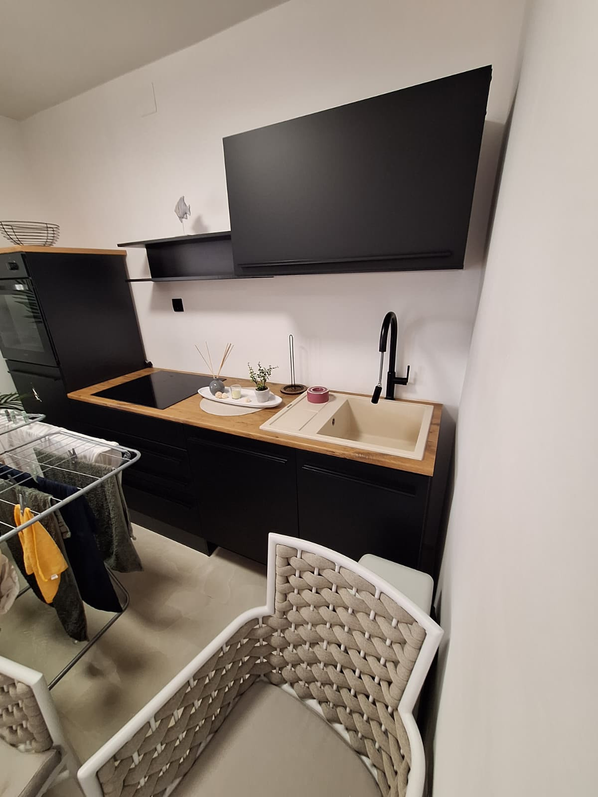 Chorvátsko, ostrov Vir - Na predaj novostavba zariadeného apartmánu so spoločným bazénom