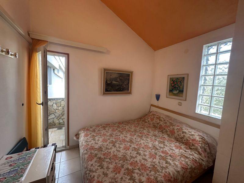 Chorvátsko , ostrov Vir - Na predaj útulný trojizbový apartmán