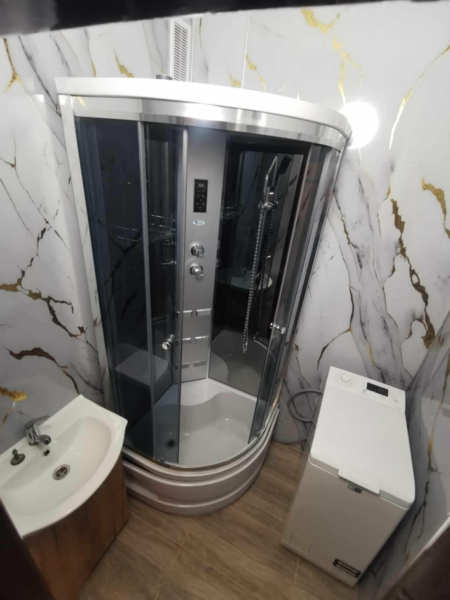 PREDAJ: 2-izbový byt s balkónom – Valaská, Hronská ulica