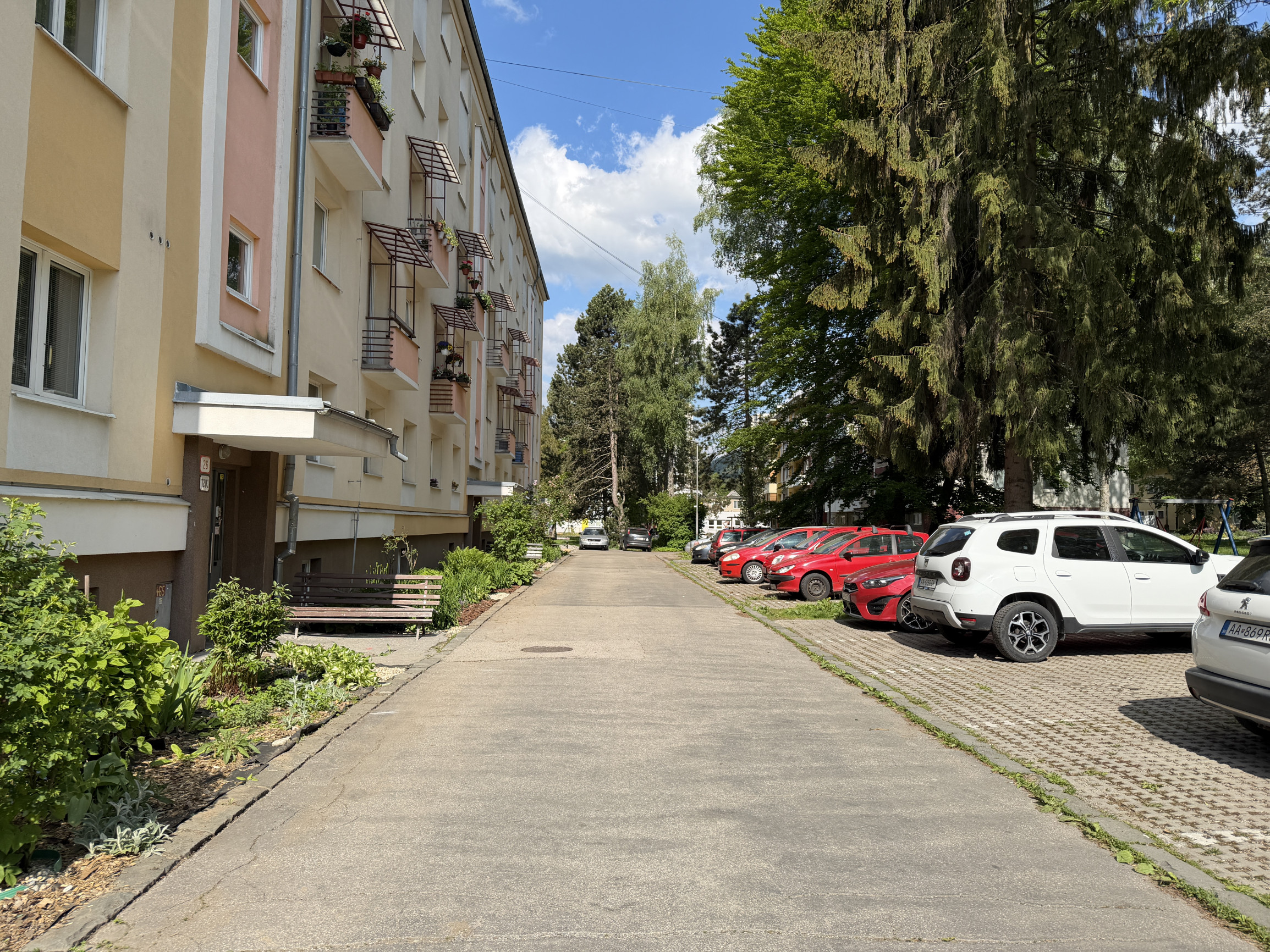 Útulný 2- izbový  byt v centre Brezna na predaj