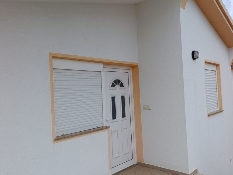 Chorvátsko - Na predaj rodinný  dom s dvoma apartmánmi na ostrove Vir