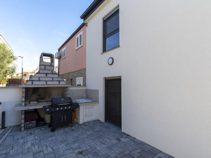 Chorvátsko- Moderný apartmán na ostrove Vir - Centrum