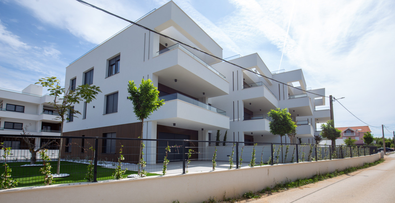 Exkluzívna novostavba, lokalita, špičková kvalita, 9 apartmánov s výhľadom na more