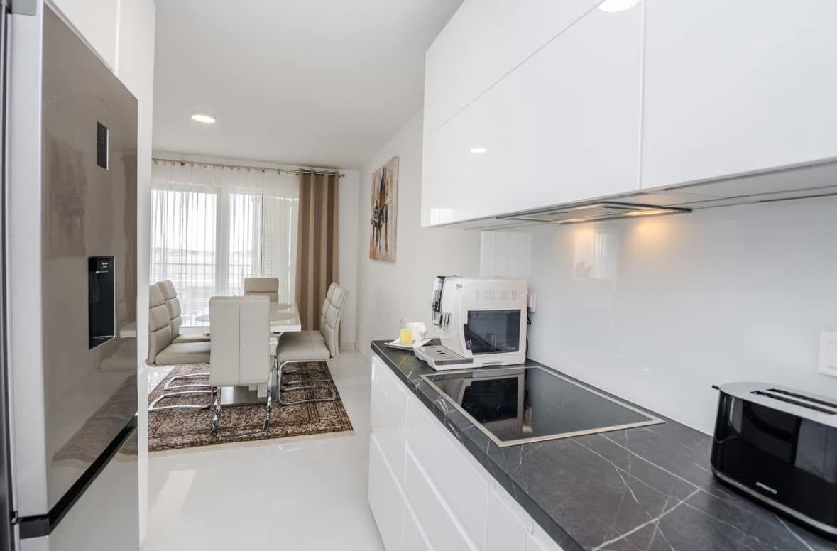 Chorvátsko - Novostavba apartmánový dom s výhľadom na more len 250m od mora