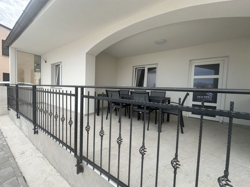 Chorvátsko - Dom 2x apartmán v centre ostrova Vir