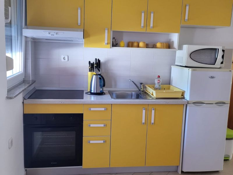Chorvátsko - Na predaj apartmán v druhej rade od mora