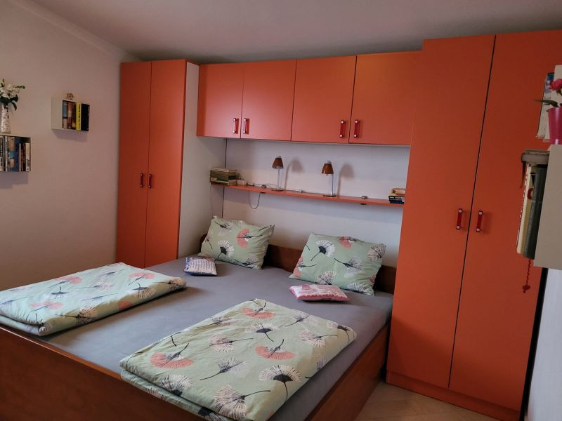 Chorvátsko - Na predaj apartmán v druhej rade od mora