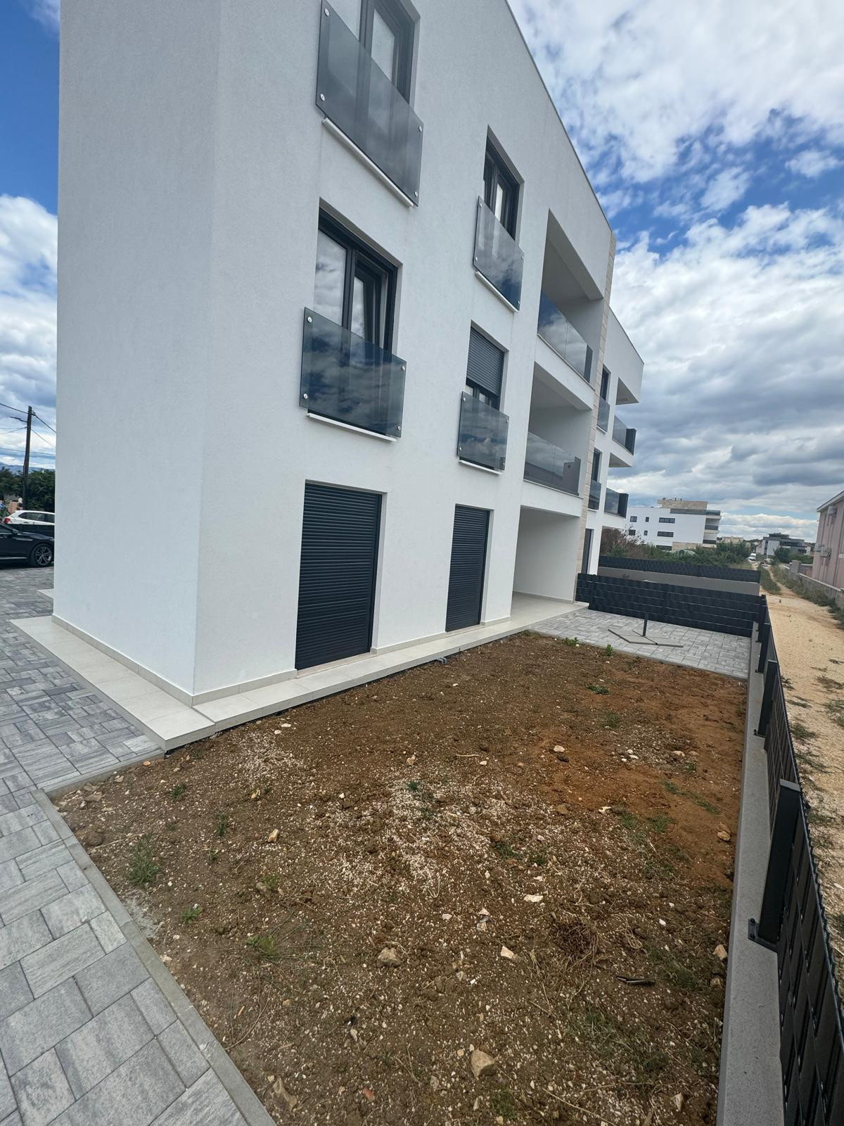 Apartmán so strešnou terasou len 100m od pieskovej pláže