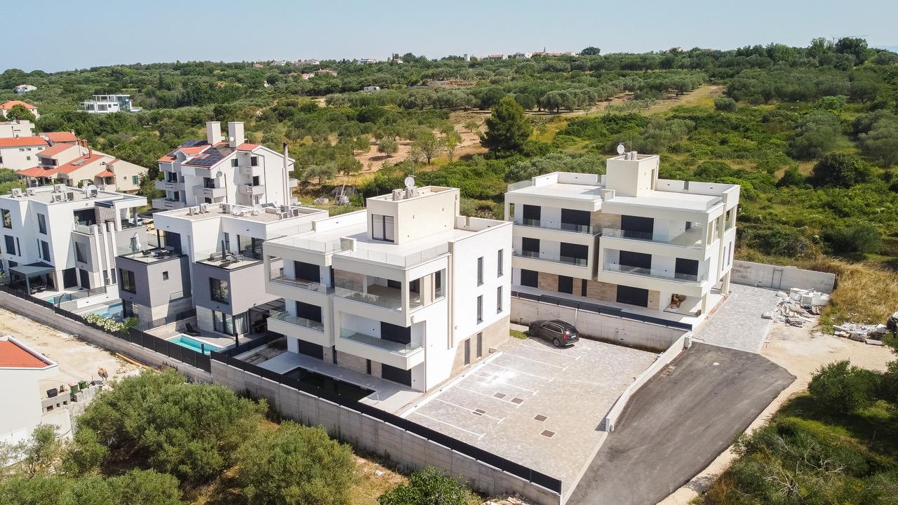 Novostavba apartmán s výhľadom na more, 150m od mora v Chorvátsku - Zadar- Kožino