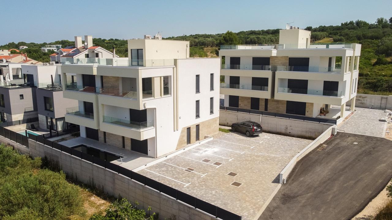 Novostavba apartmán s výhľadom na more, 150m od mora v Chorvátsku - Zadar- Kožino