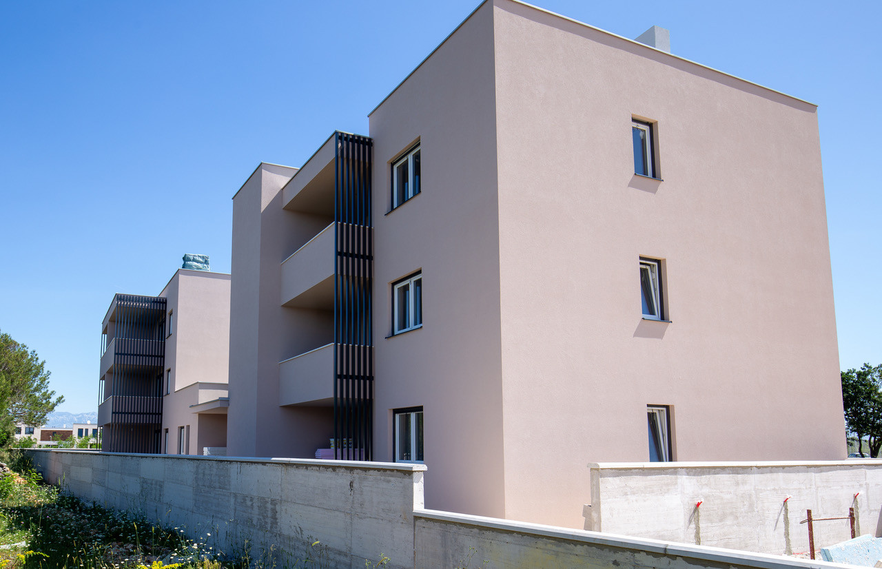 Chorvátsko- Novostavba apartmánov v Zatone