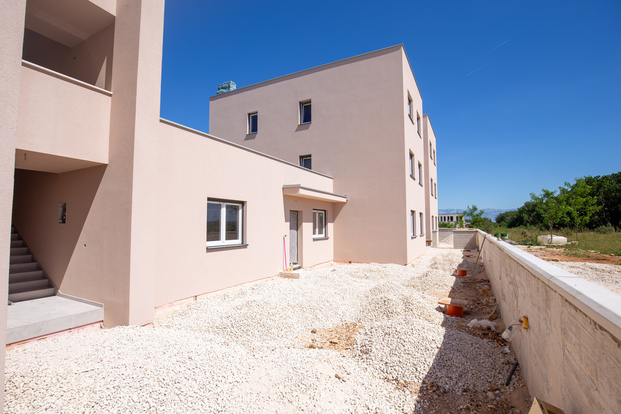 Chorvátsko- Novostavba apartmánov v Zatone