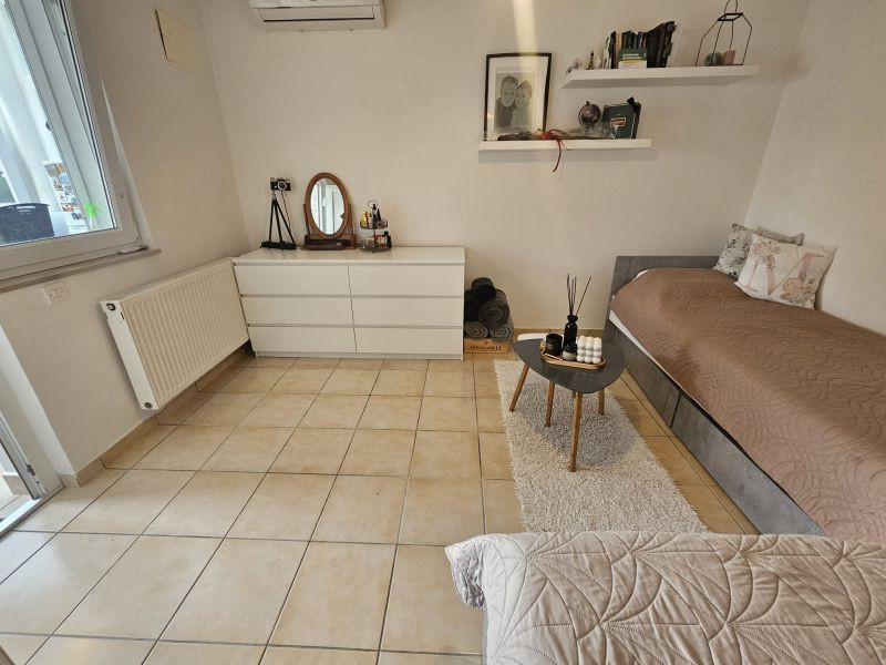 Chorvátsko -  Apartmán v prvej rade od mora za top cenu