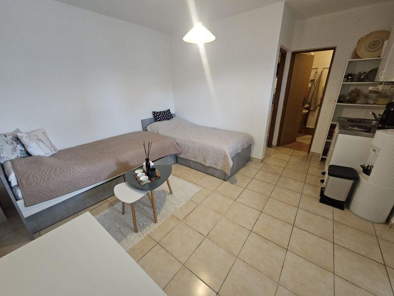 Chorvátsko -  Apartmán v prvej rade od mora za top cenu