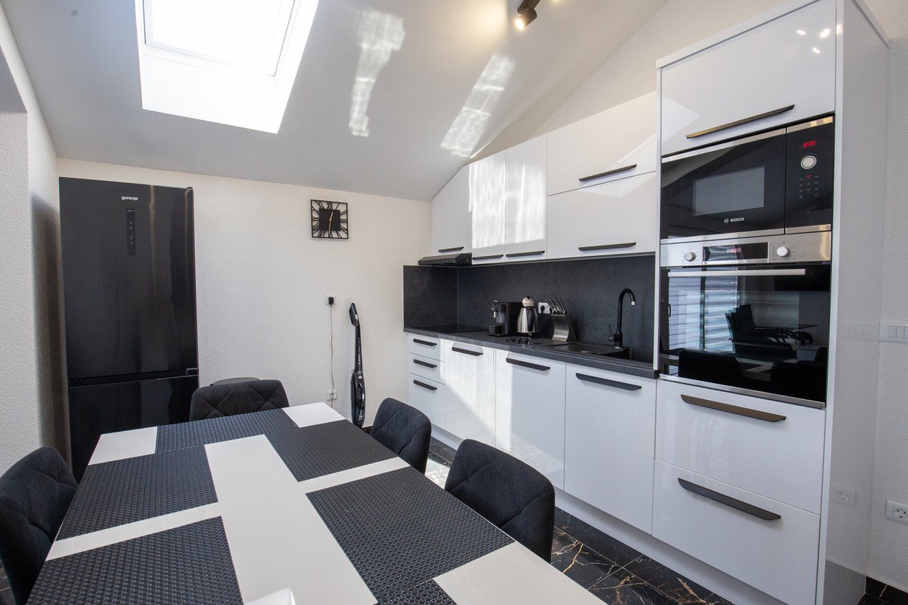 Chorvátsko - Apartmán len 50m od mora v najlepšej lokalite Zaton s výhľadom na more