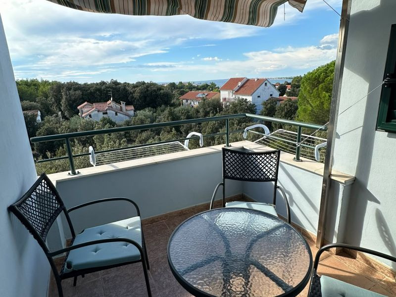 Chorvátsko, Zaton - Na predaj zariadený apartmán s výhľadom na more!