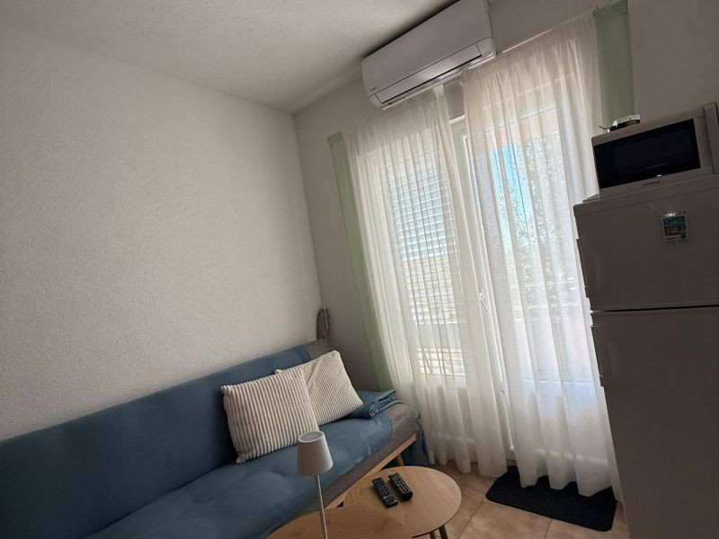 Chorvátsko, ostrov Vir - Na predaj zariadený apartmán s výhľadom na more!
