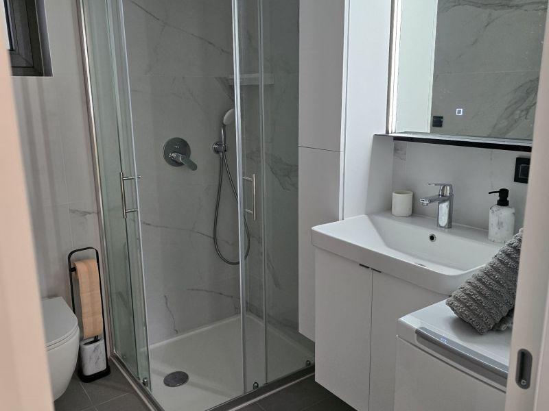 Chorvátsko - Apartmán so záhradou len 40m od mora