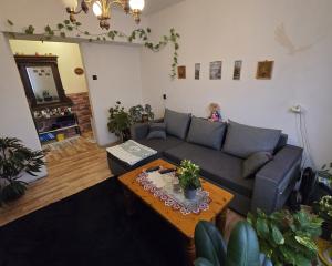 Tehlový 3 izbový byt na predaj - Podbrezová