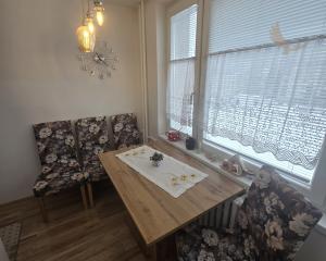 Exkluzívny 3-izbový byt s južnou loggiou v srdci Brezna