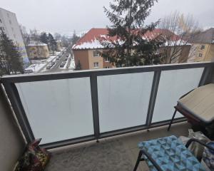 Exkluzívny 3-izbový byt s južnou loggiou v srdci Brezna