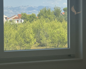 Chorvátsko - Novostavba domu s bazénom pri krásnej pláži v Privlake