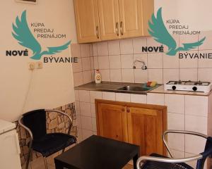 Na predaj dom 3x apartmán len 300m od mora ,Chorvátsko - Vir