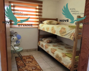 Na predaj dom 3x apartmán len 300m od mora ,Chorvátsko - Vir