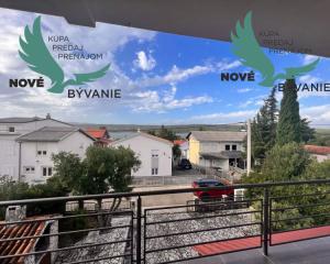 Dom 3x apartmán len 130m od mora s výhľadom na more v Chorvátsku  - Kruševo - Obrovac