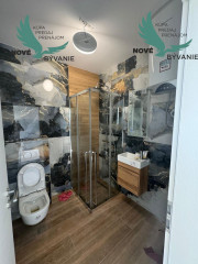 Novostavba apartmán 3x spálňa s 2x strešná terasa len 100m od mora s výhľadom na more, Chorvátsko- Privlaka